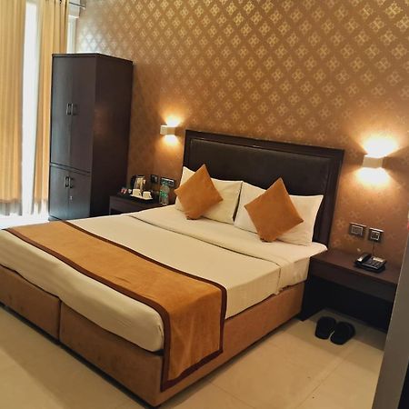 Hotel Anand Bhawan Nowe Delhi Zewnętrze zdjęcie