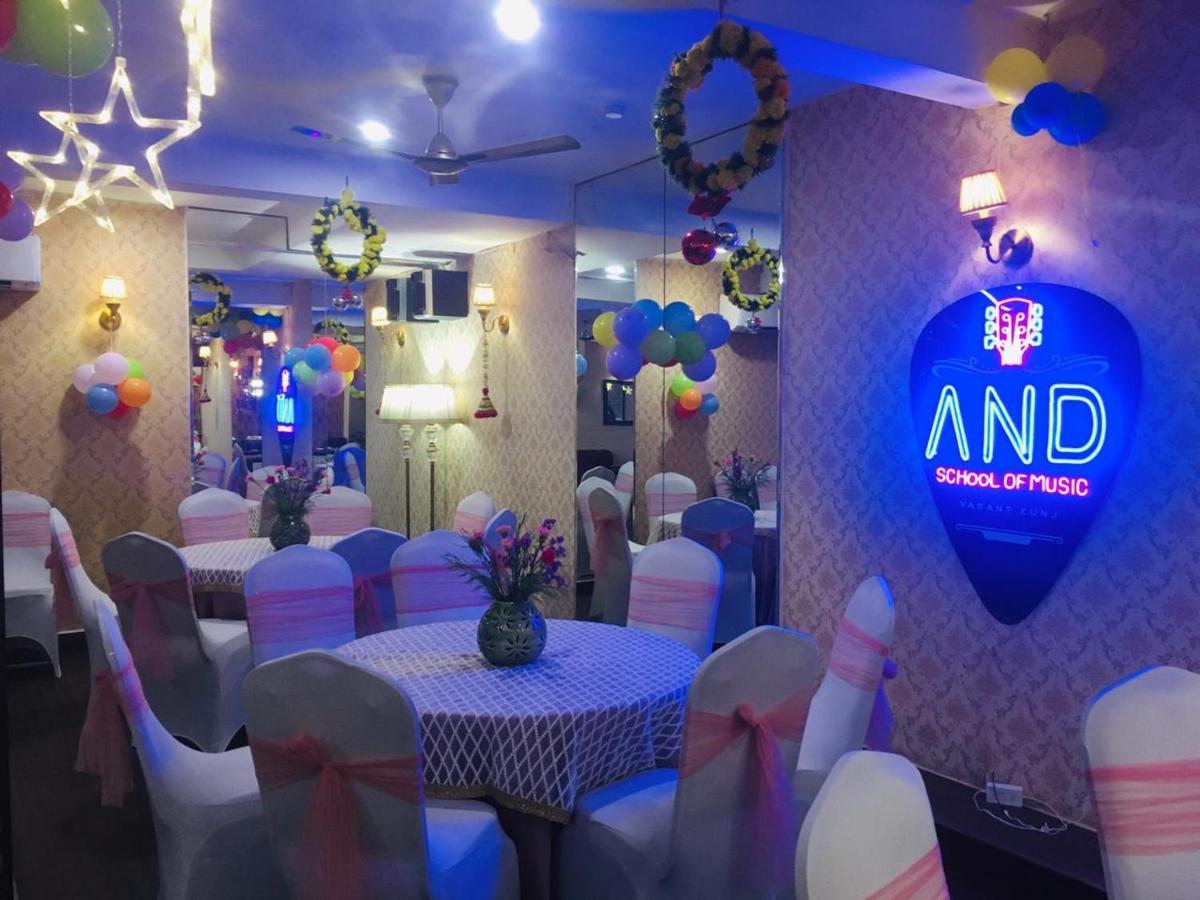 Hotel Anand Bhawan Nowe Delhi Zewnętrze zdjęcie
