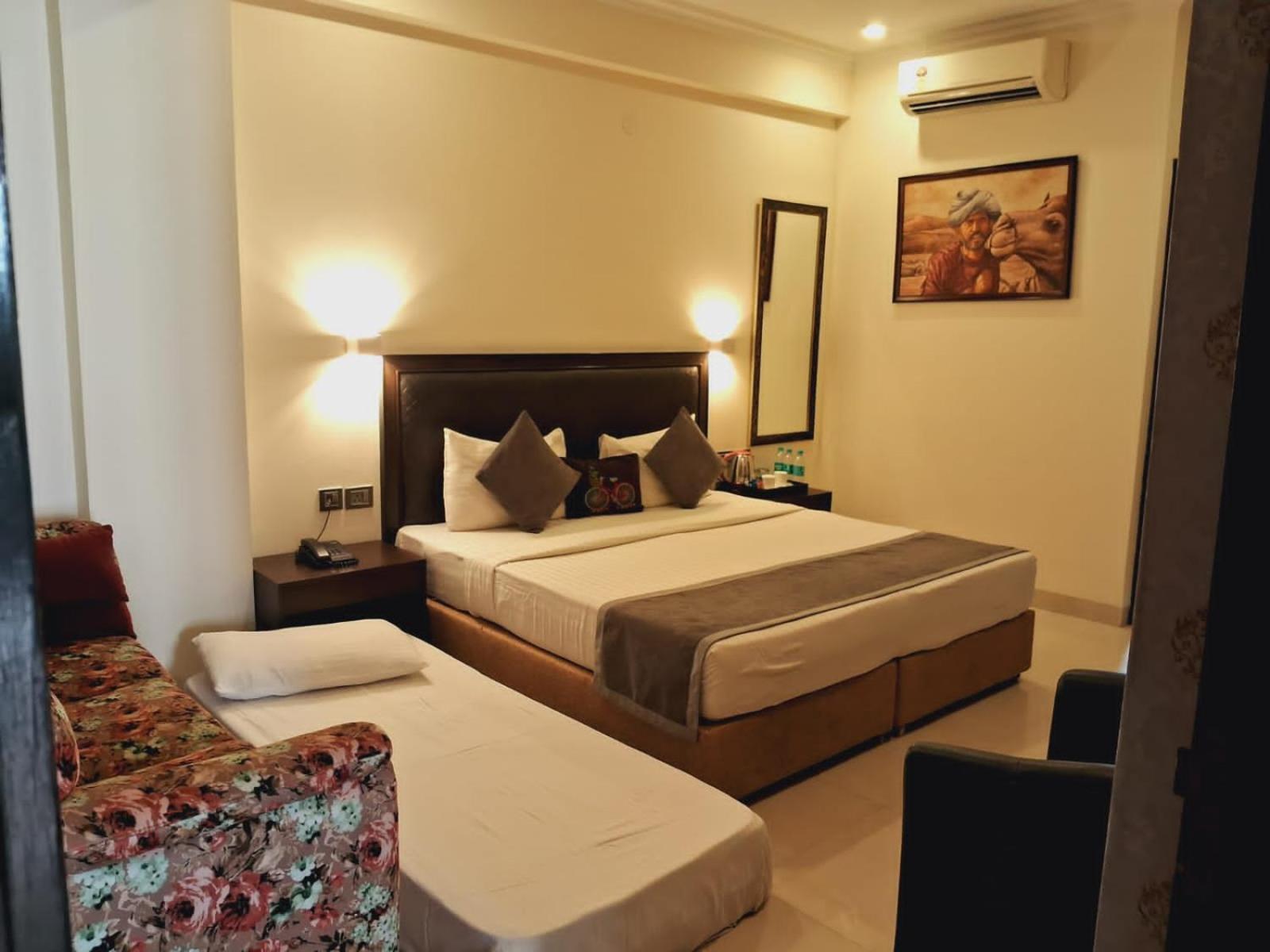 Hotel Anand Bhawan Nowe Delhi Zewnętrze zdjęcie