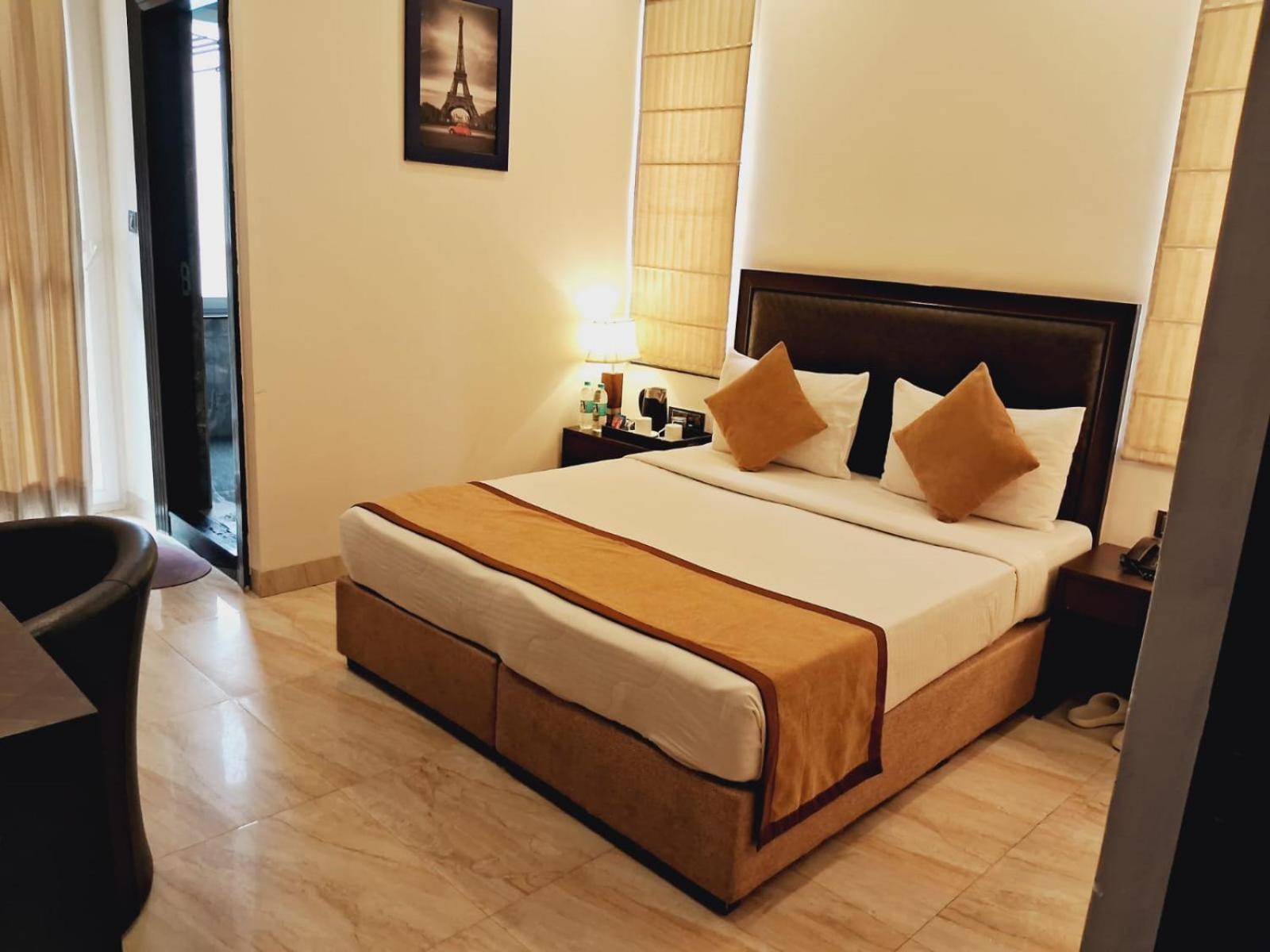 Hotel Anand Bhawan Nowe Delhi Zewnętrze zdjęcie