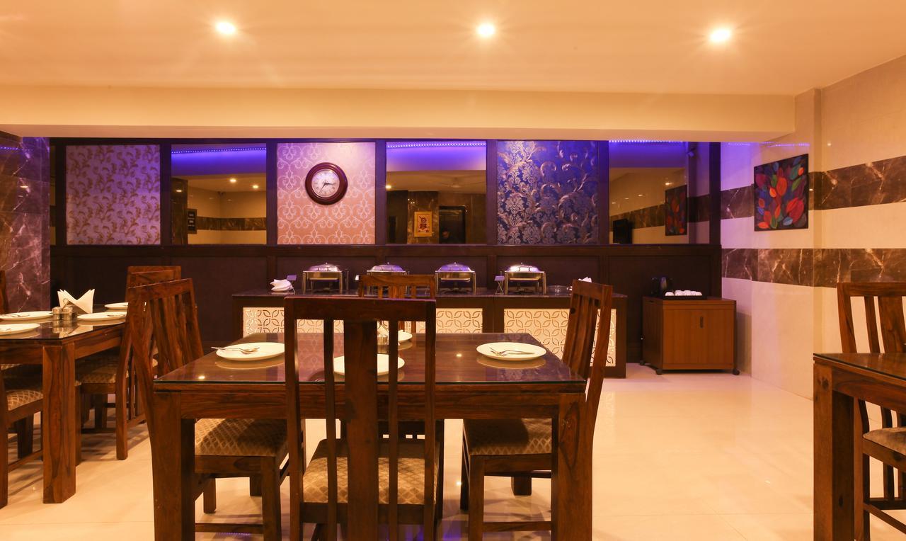 Hotel Anand Bhawan Nowe Delhi Zewnętrze zdjęcie