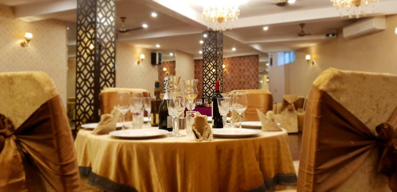 Hotel Anand Bhawan Nowe Delhi Zewnętrze zdjęcie
